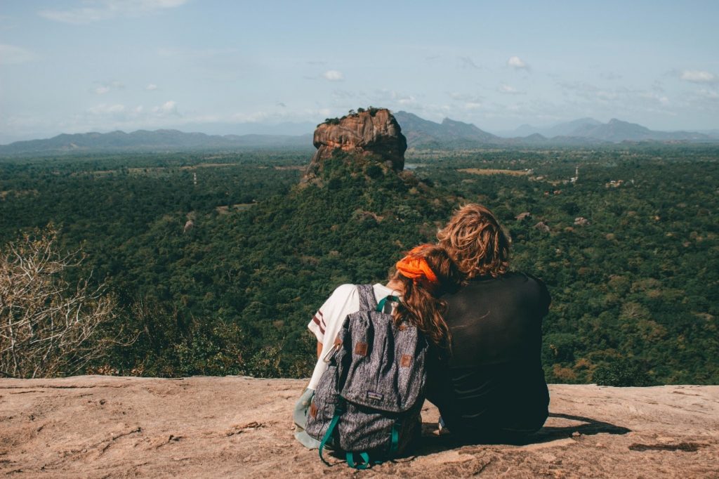 Tips for couples who love traveling Compromise